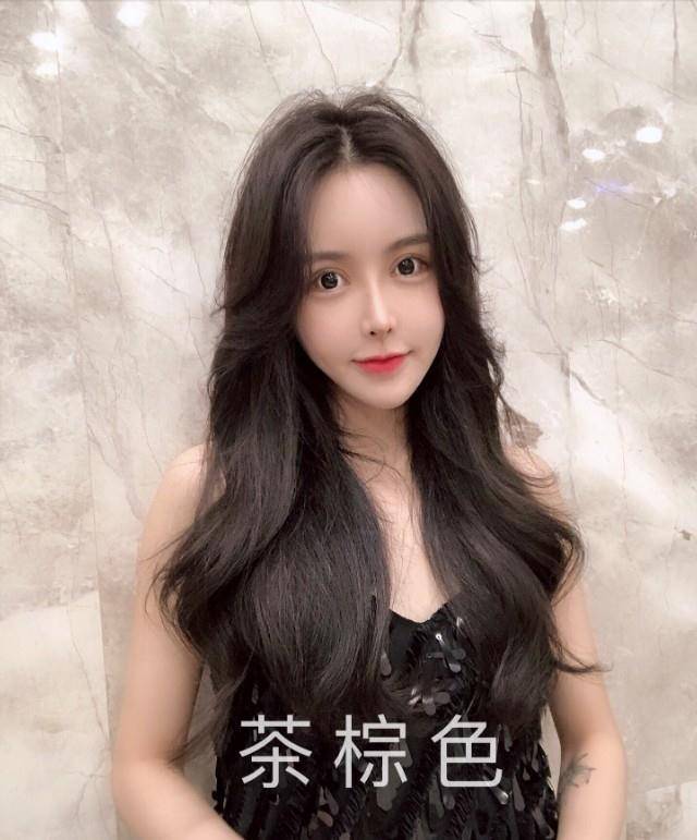 华为手机都有什么颜色的
:每年都在染发的你知道什么颜色掉色最慢吗，这几个颜色不易褪色