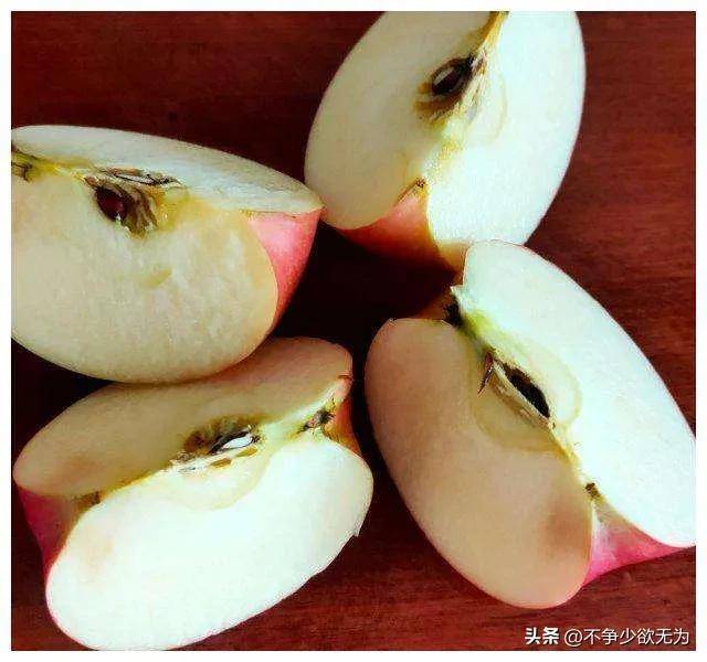 全民奇迹2苹果版几点开服:推荐几个能较好缓解腹泻症状且亲测有效的食疗和艾灸方法
