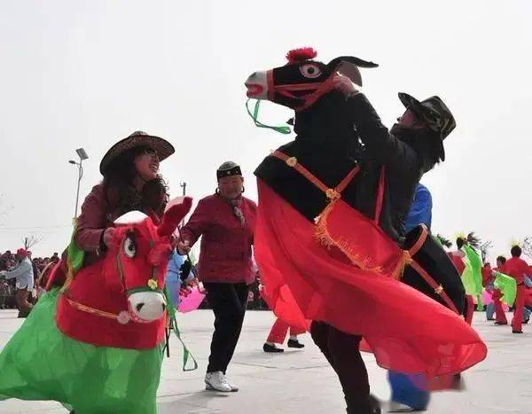 小苹果高潮版伴奏
:行走丨拉犟驴