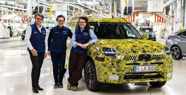 小米盒子mini版 苹果:MINI Countryman EV谍照曝光 新车将2024年首发-第4张图片-太平洋在线下载