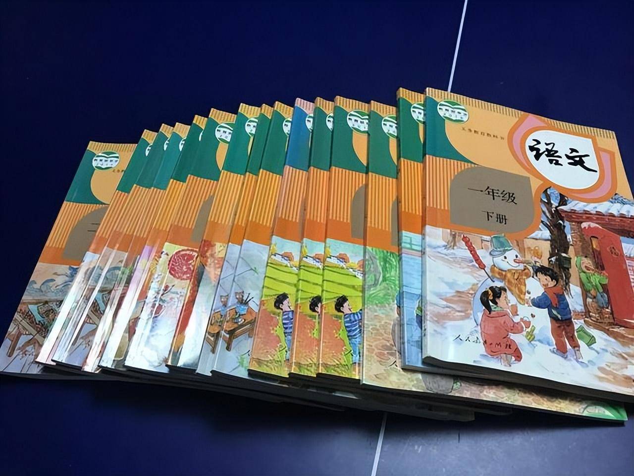 看图拼字苹果版答案:小学生背诵古诗，资深教师提醒学生三个注意，家长快收藏