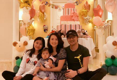 小决定小苹果版:明星中好后妈，章子怡实至名归，莫文蔚居然有3子女