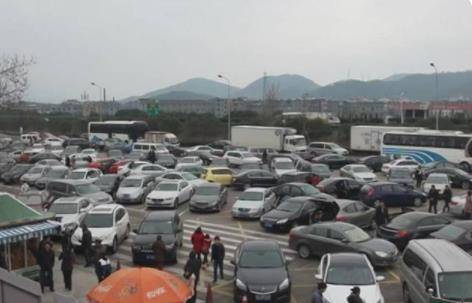手机怎么开空调:原创
                “开车”舍不得开空调？开空调到底增加多少油耗，看看老司机怎么说