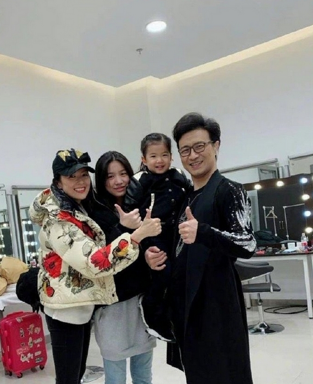 小苹果社交版iphone官网旗舰店